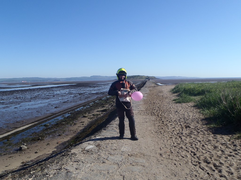 9:01 a.m. Cramond Island. The mandatory and most important bonus point is already bagged!