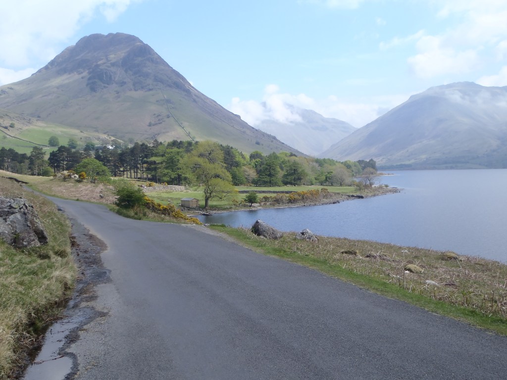 11:37 a.m. A quick stop for a scenic picture. Lake District National Park. 