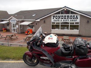 9:22h. Horseshoe Pass. Ponderosa Café.