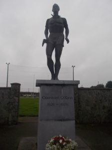 How to disappoint somebody? Old Irish man: "Aaaah, he was a grrreat Hurley player, do you agree?" Me:"Er, don't know. Never heard of him!"